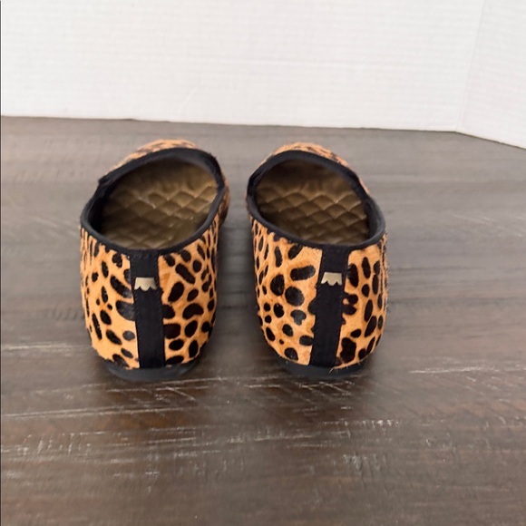 NWOT Birdies Women's The Starling in Cheetah Flats Size 6.5 Calf Hair Loafer - Picture 6 of 12